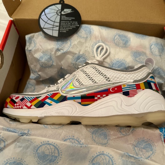 RARE Nike Spiradon international flags One World Air Zoom Max - Picture 10 of 16